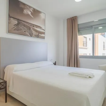 Apartment 3 Bedroom Nice In Conil De La Frontera