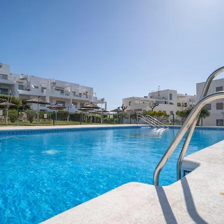 3 Bedroom Nice In Apartment Conil De La Frontera